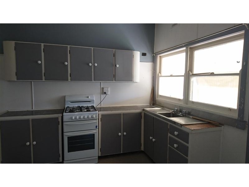 123 Plunkett Street, Nowra NSW 2541