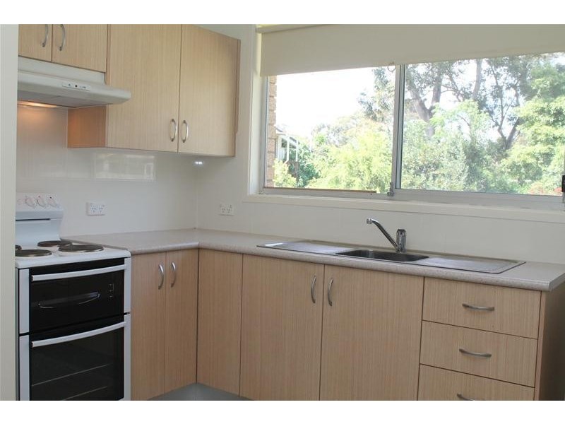 17 Peak Avenue, North Nowra NSW 2541