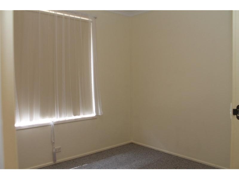 17 Peak Avenue, North Nowra NSW 2541