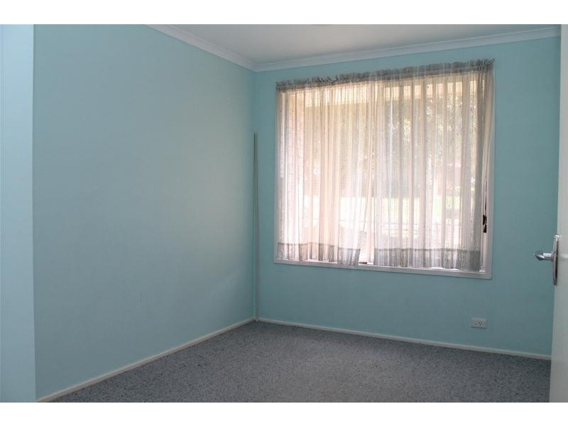 17 Peak Avenue, North Nowra NSW 2541