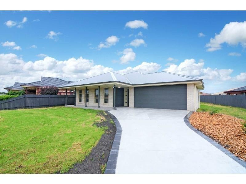 62 Sophia Road, Worrigee NSW 2540