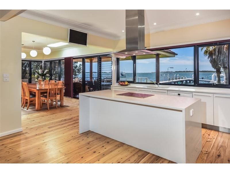 40 Hay Avenue, Shoalhaven Heads NSW 2535