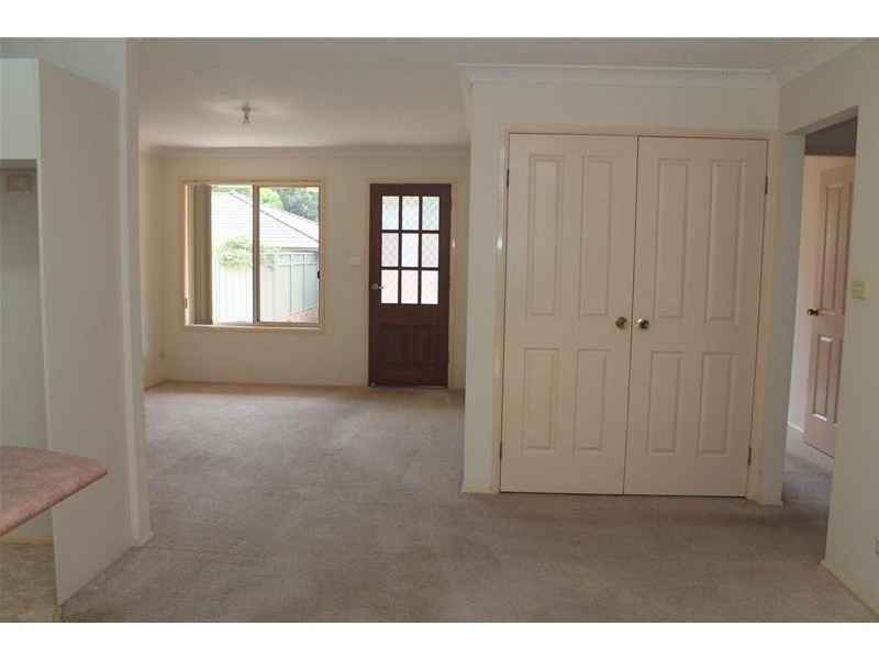 2/2 Maleen Street, Bomaderry NSW 2541