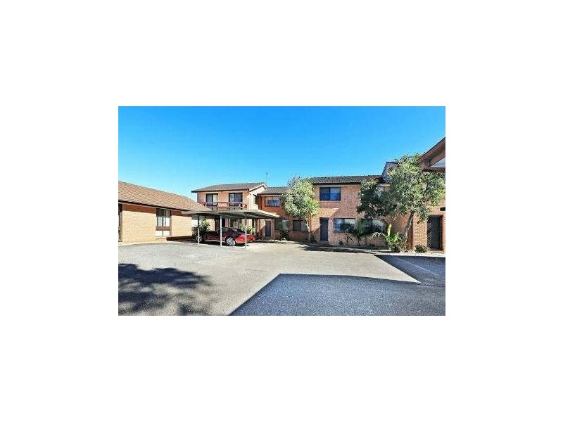 2/331 Princes Highway, Bomaderry NSW 2541