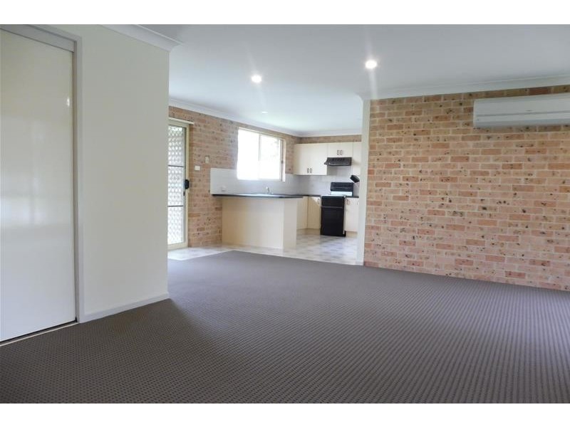 11 Arthur Street, Worrigee NSW 2540