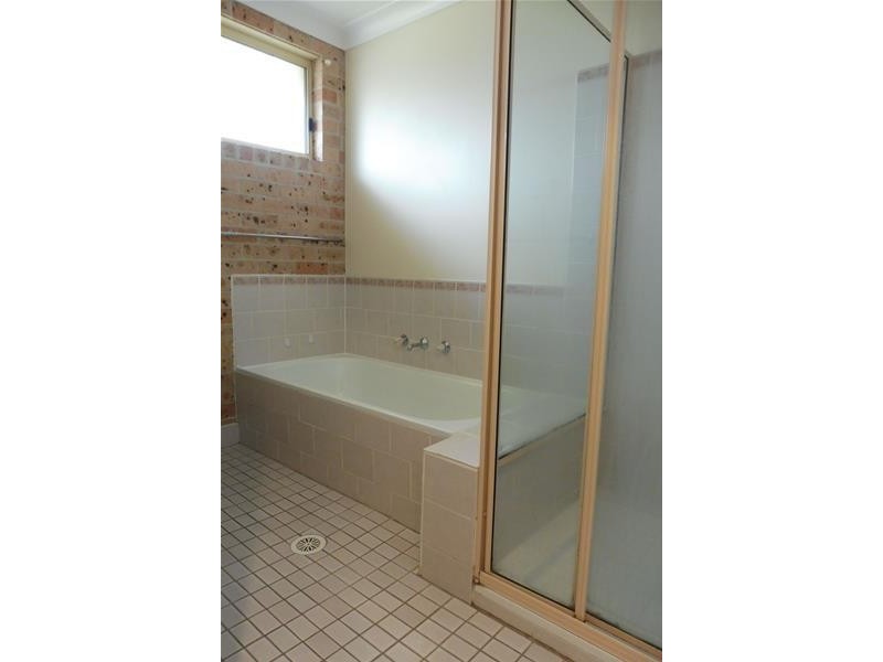 11 Arthur Street, Worrigee NSW 2540