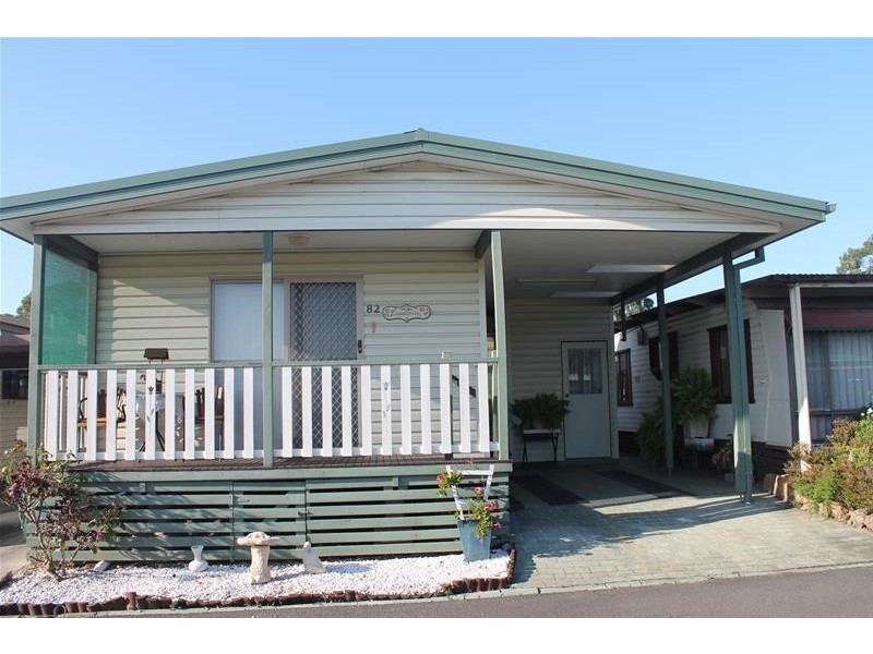 82 278-280 Princes Highway, Bomaderry NSW 2541