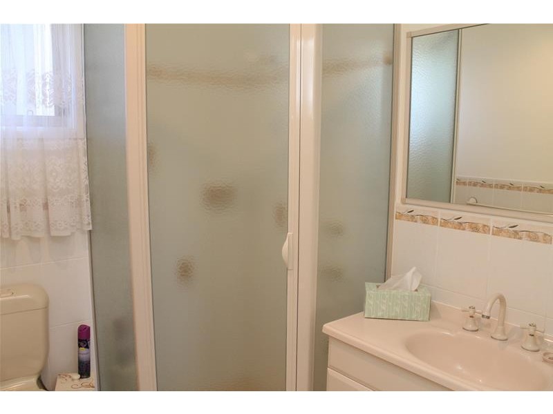 82 278-280 Princes Highway, Bomaderry NSW 2541