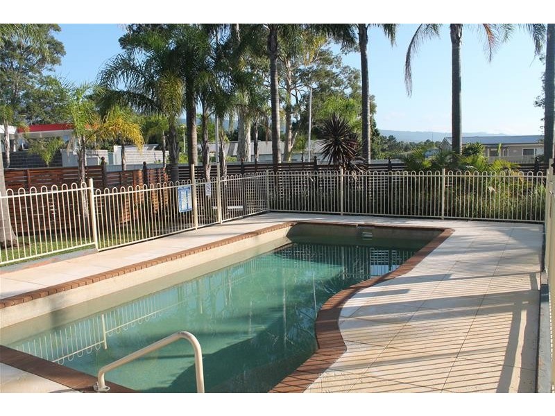 82 278-280 Princes Highway, Bomaderry NSW 2541