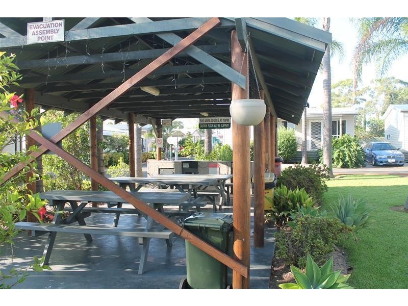 82 278-280 Princes Highway, Bomaderry NSW 2541