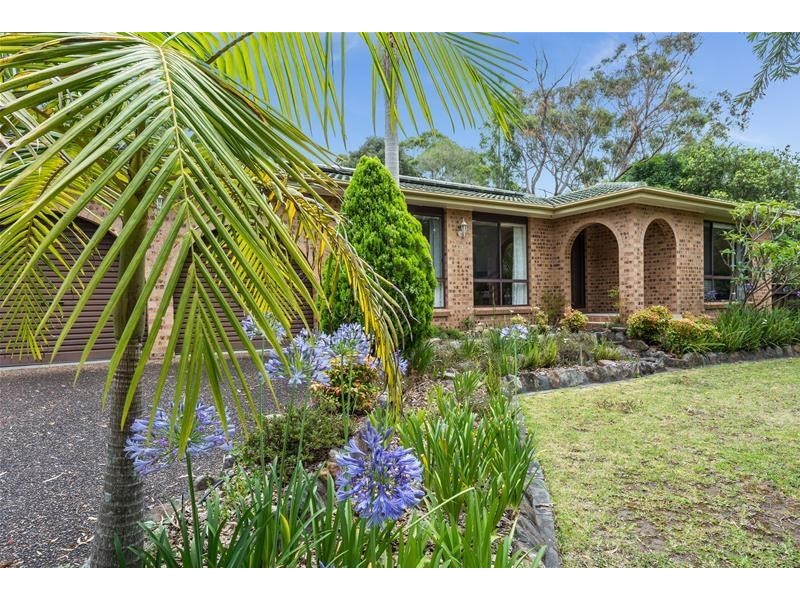 5 Paruna Place, North Nowra NSW 2541