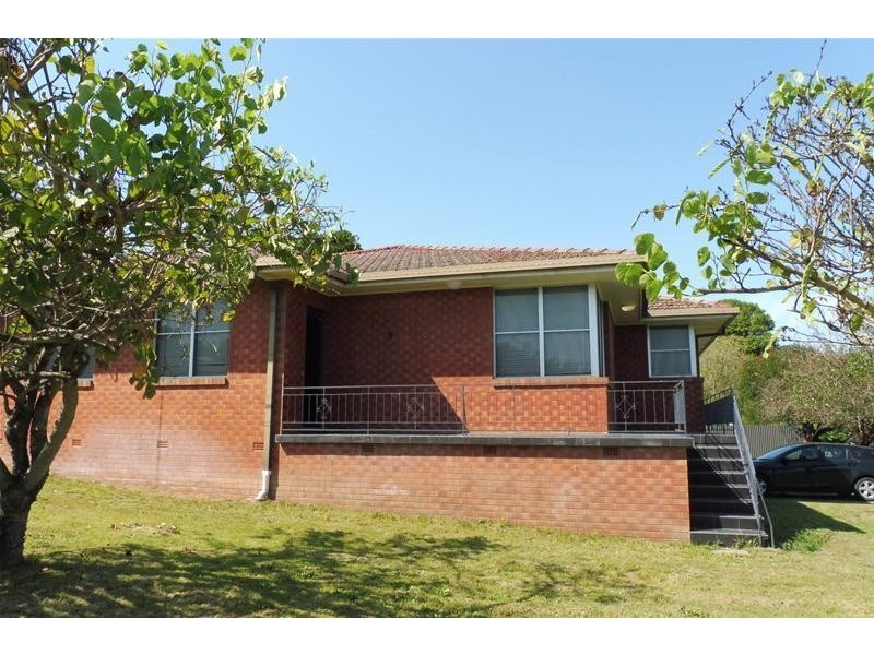 40 Tanang Street, Bomaderry NSW 2541