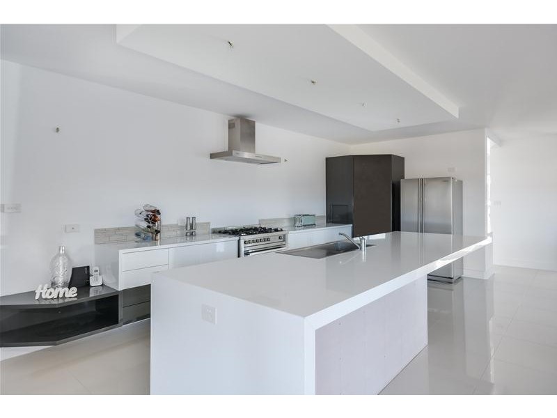 11 Barbata Grove, South Nowra NSW 2541