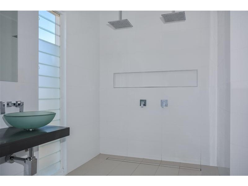 11 Barbata Grove, South Nowra NSW 2541