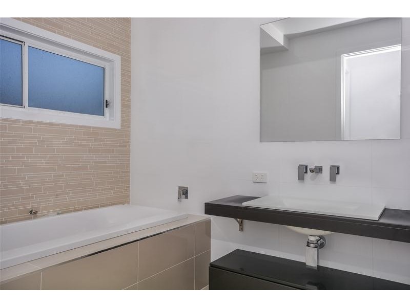 11 Barbata Grove, South Nowra NSW 2541