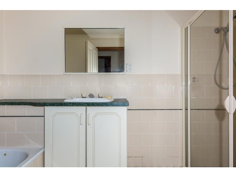 6/8 Regent Street, Bomaderry NSW 2541