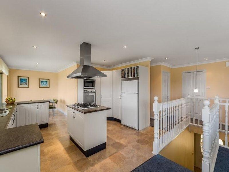 18 Jervis Street, Greenwell Point NSW 2540