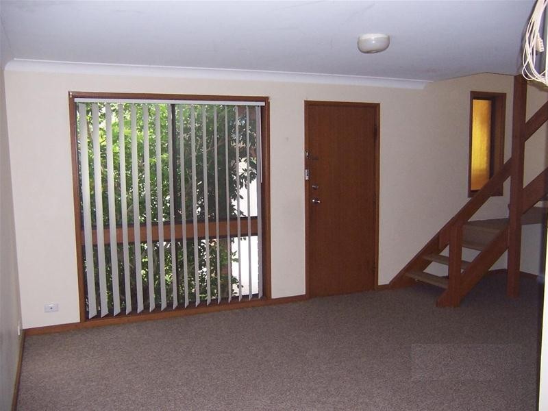 4/5 Campbell Place, Nowra NSW 2541