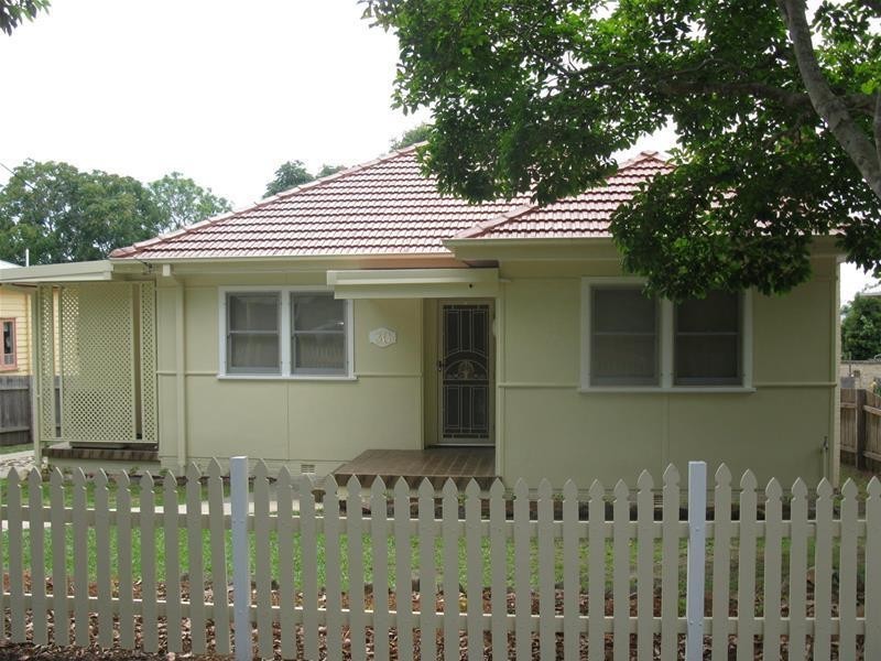 30 Shoalhaven Street, Nowra NSW 2541