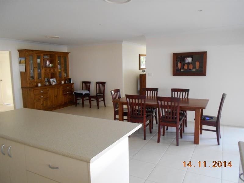 16 Barbata Grove, Worrigee NSW 2540