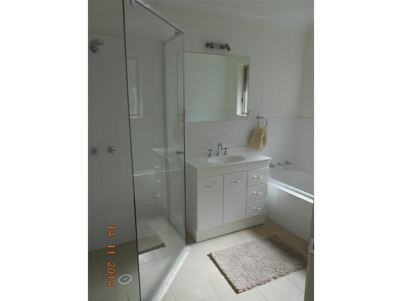 16 Barbata Grove, Worrigee NSW 2540