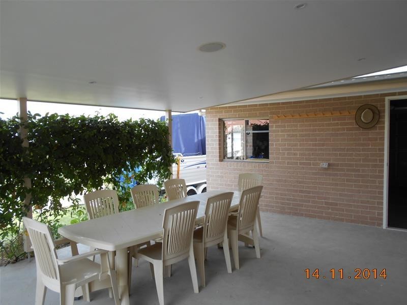 16 Barbata Grove, Worrigee NSW 2540