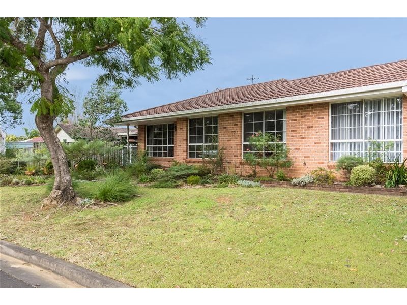 4/40 Lyndhurst Drive, Bomaderry NSW 2541