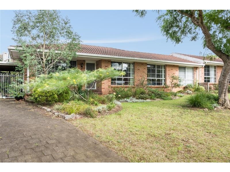4/40 Lyndhurst Drive, Bomaderry NSW 2541