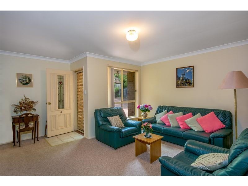 5/63 Brinawarr Street, Bomaderry NSW 2541