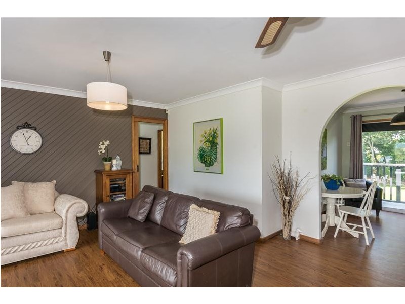 2 Woorin Close, Bomaderry NSW 2541