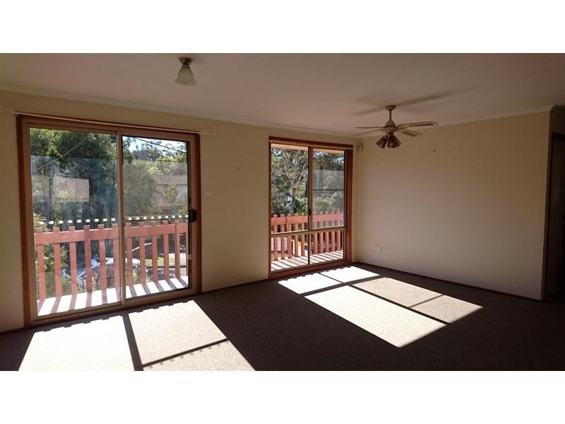 16 Ringbalin Crescent, Bomaderry NSW 2541