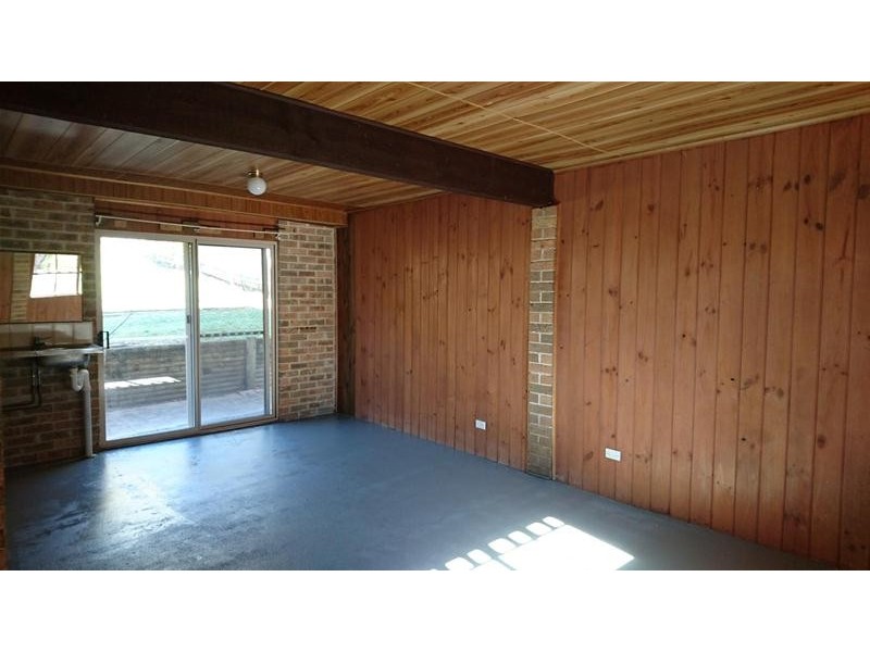 16 Ringbalin Crescent, Bomaderry NSW 2541