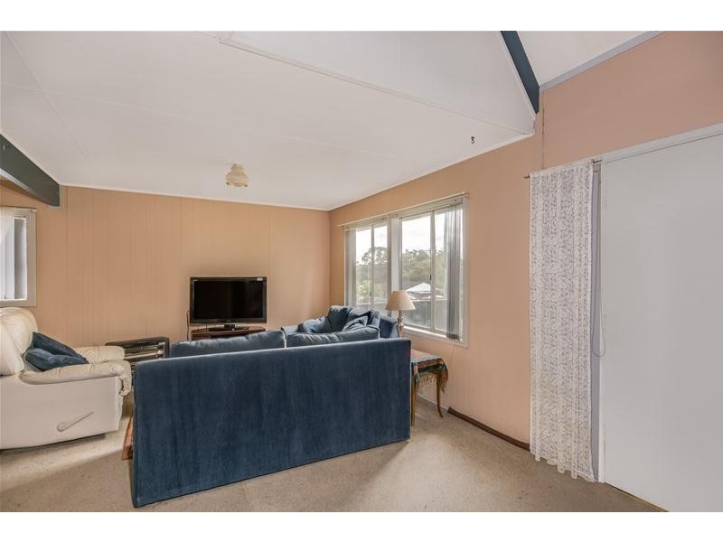12 Tallayang Street, Bomaderry NSW 2541