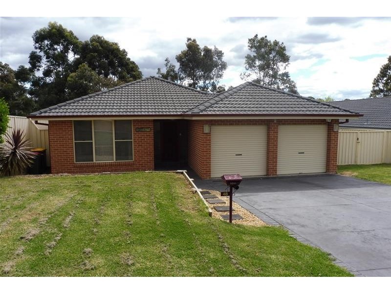 48 Kardella Avenue, Nowra NSW 2541