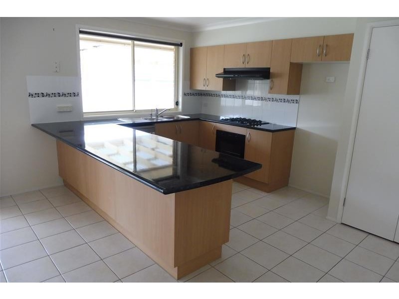 48 Kardella Avenue, Nowra NSW 2541