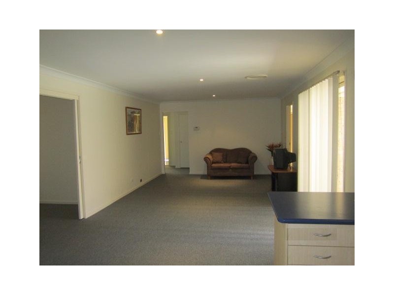 89 Isa Road, Worrigee NSW 2540