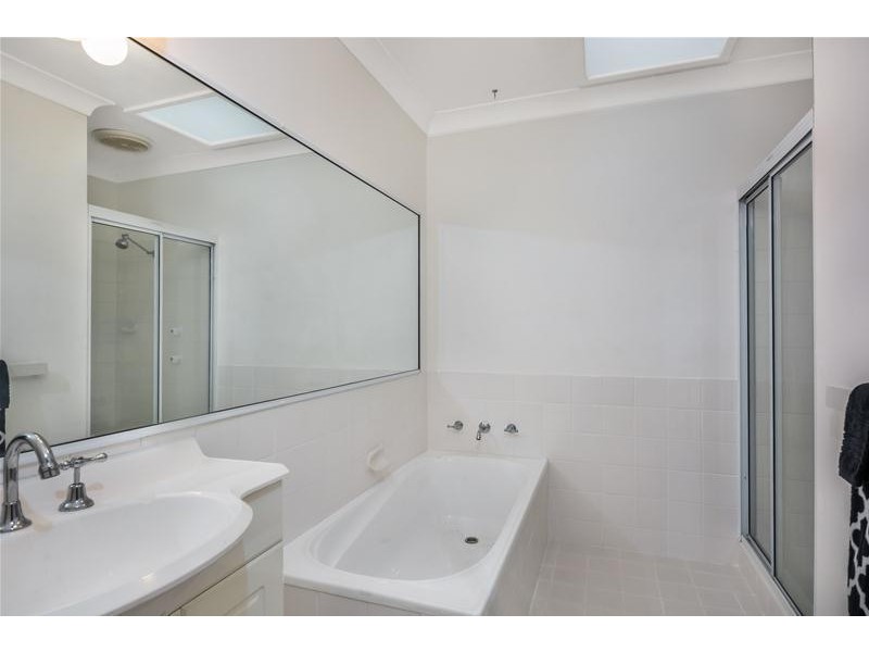 4/47 Brinawarr Street, Bomaderry NSW 2541