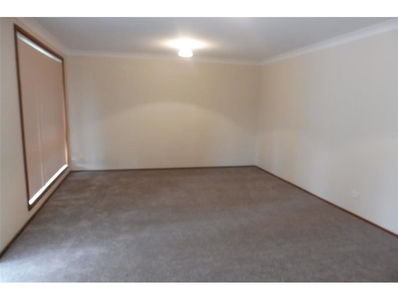 2/7 Campbel Place, Nowra NSW 2541