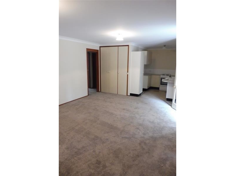2/7 Campbel Place, Nowra NSW 2541