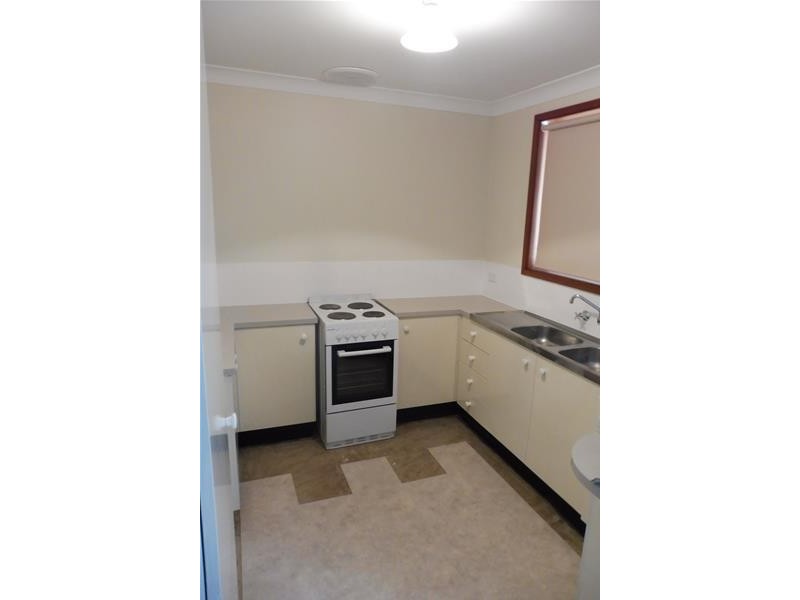 2/7 Campbel Place, Nowra NSW 2541