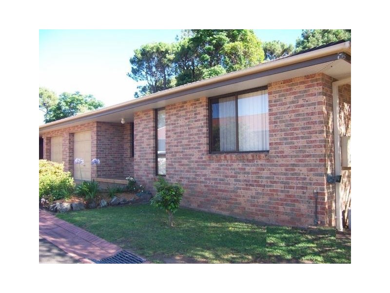 2A Herbert Close, Bomaderry NSW 2541