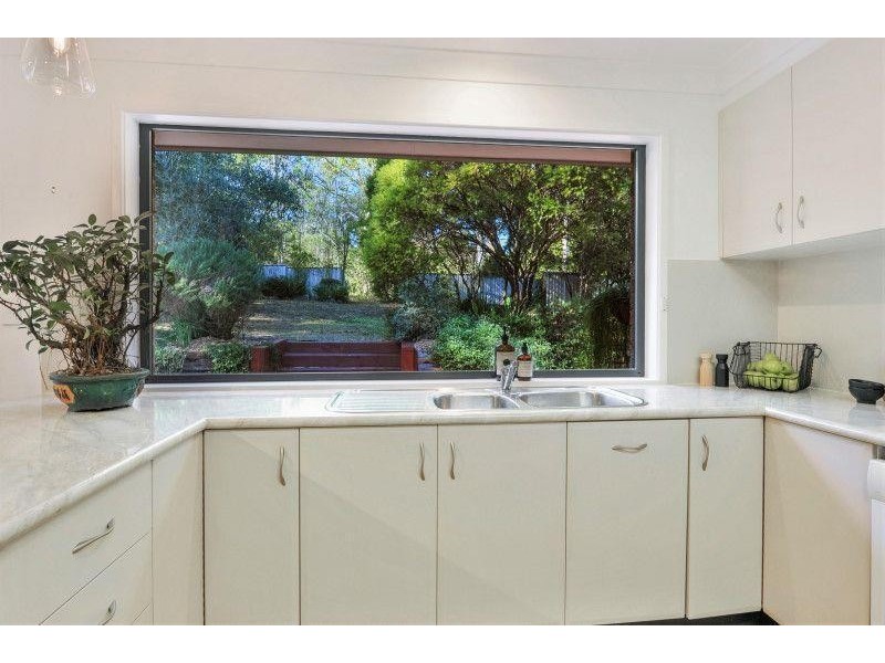 40 Brinawarr Street, Bomaderry NSW 2541