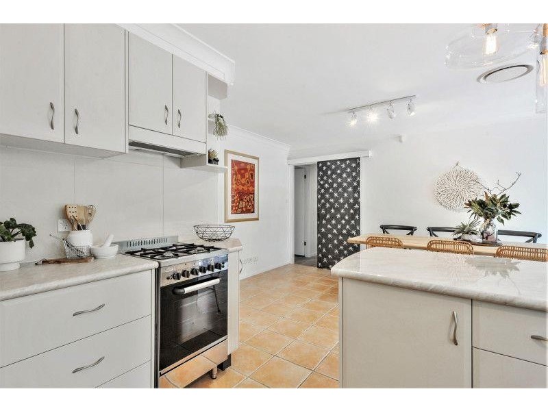 40 Brinawarr Street, Bomaderry NSW 2541