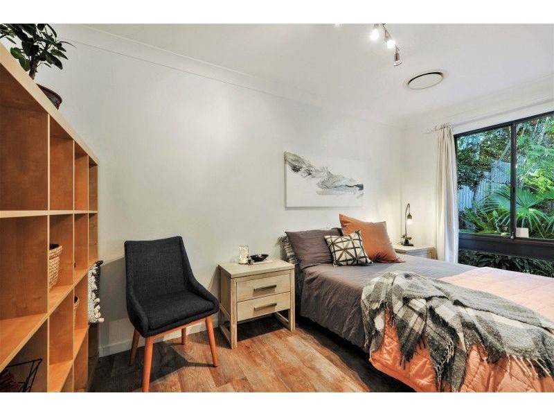 40 Brinawarr Street, Bomaderry NSW 2541