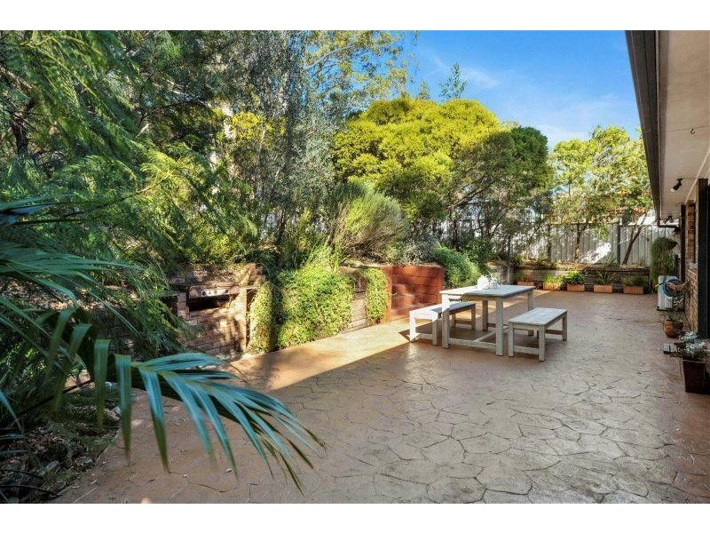 40 Brinawarr Street, Bomaderry NSW 2541