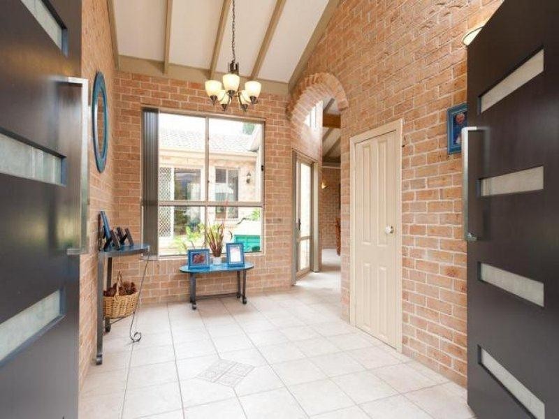 7 Gardenia Crescent, Bomaderry NSW 2541