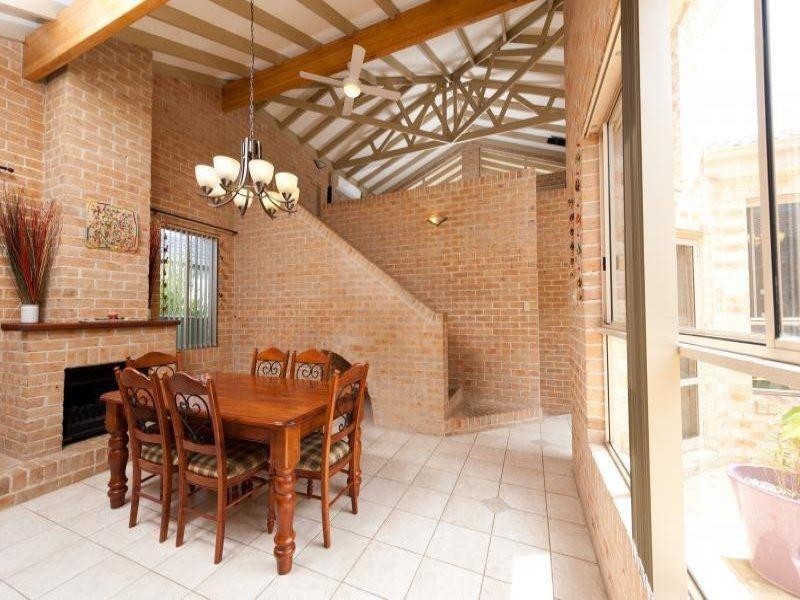 7 Gardenia Crescent, Bomaderry NSW 2541