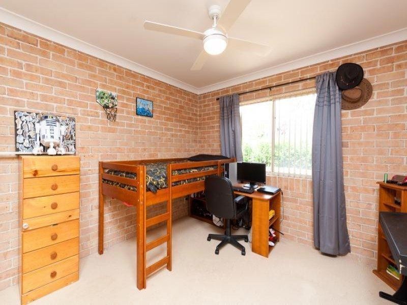 7 Gardenia Crescent, Bomaderry NSW 2541