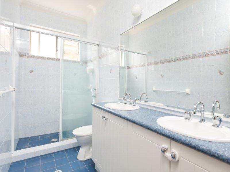 7 Gardenia Crescent, Bomaderry NSW 2541