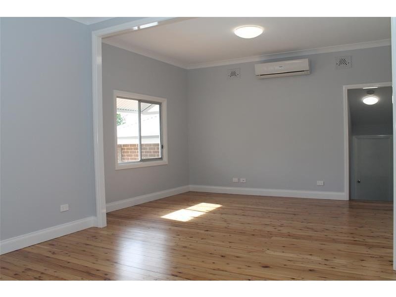 182 Kinghorne Street, Nowra NSW 2541